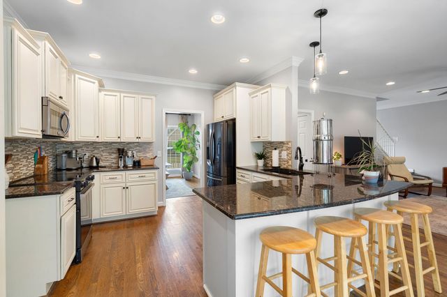 1357 Saybrook Xing, Thompsons Station, TN 37179