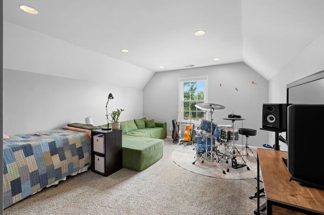 1357 Saybrook Xing, Thompsons Station, TN 37179