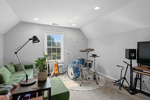 1357 Saybrook Xing, Thompsons Station, TN 37179
