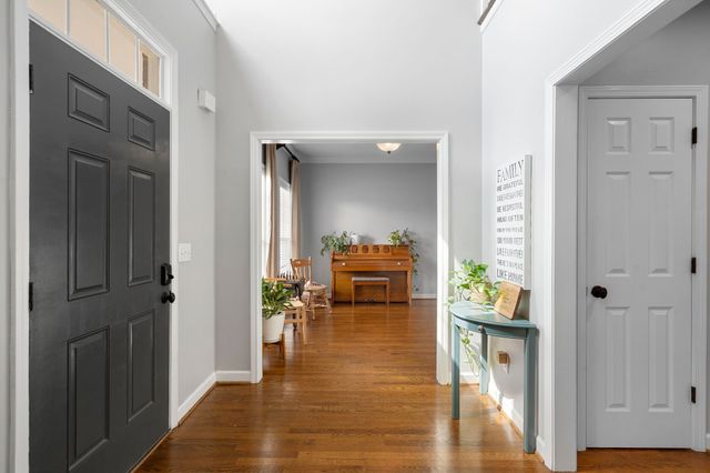 1357 Saybrook Xing, Thompsons Station, TN 37179