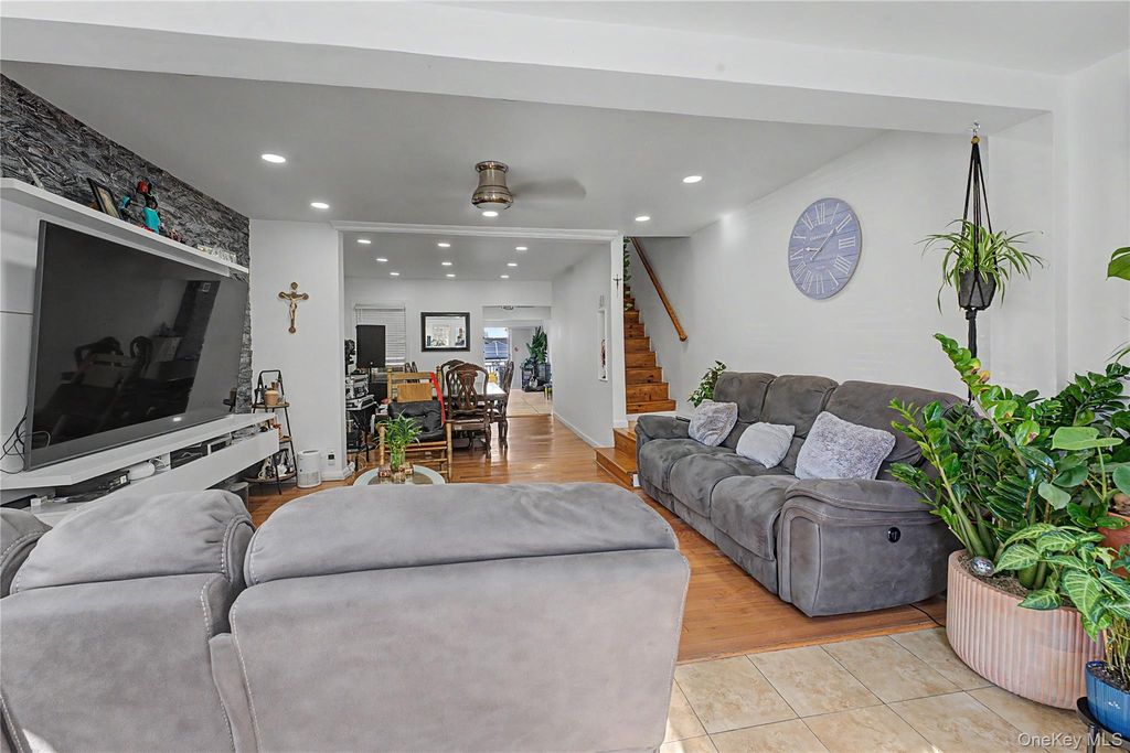 11518 147th Street, Jamaica, NY 11436 — photo 2