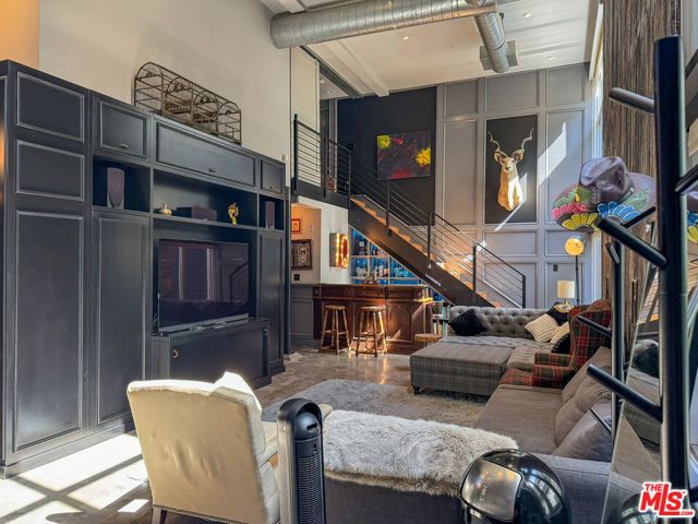 1037 N Laurel Avenue 10B, West Hollywood, CA 90046