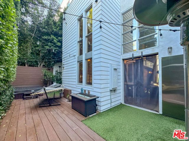 1037 N Laurel Avenue 10B, West Hollywood, CA 90046