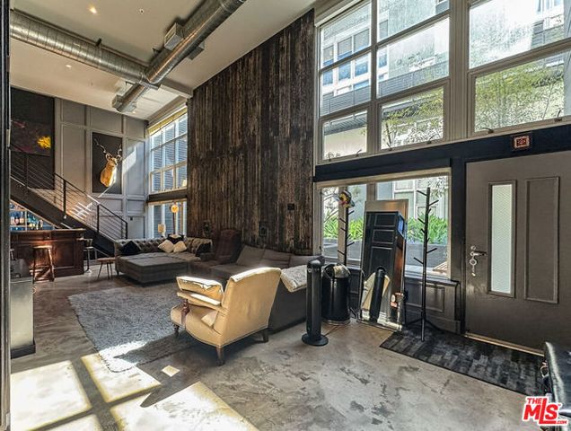 1037 N Laurel Avenue 10B, West Hollywood, CA 90046