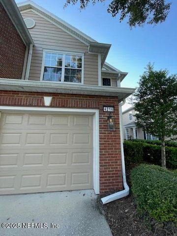4216 CROWNWOOD Drive, Jacksonville, FL 32216