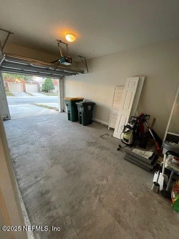 4216 CROWNWOOD Drive, Jacksonville, FL 32216