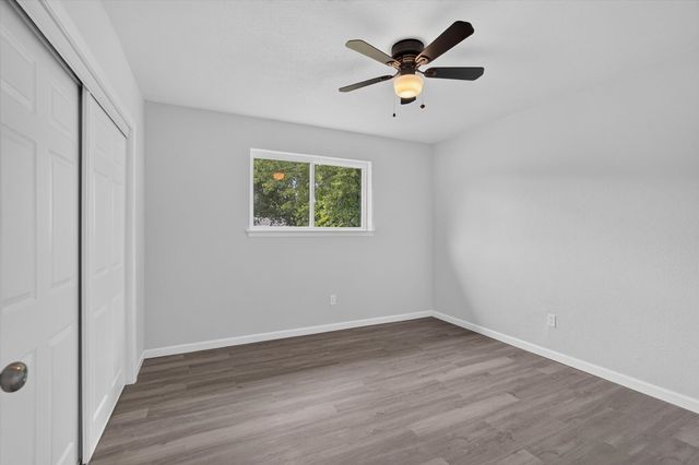 1547 Oakbrook Street, Lancaster, TX 75134