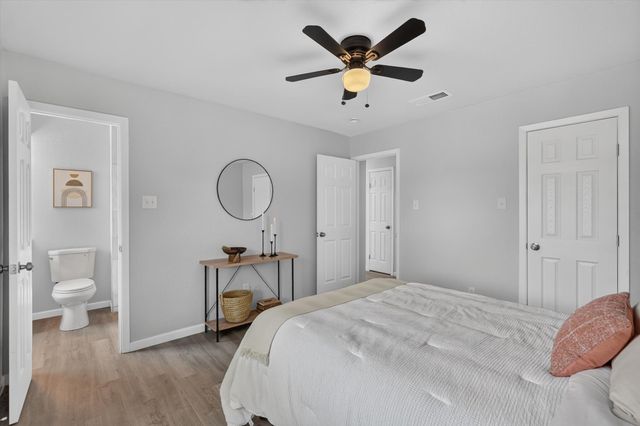 1547 Oakbrook Street, Lancaster, TX 75134