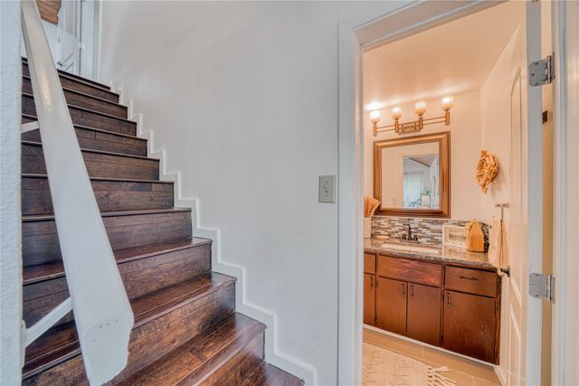 146 Trappers Trail, Mount Vernon, TX 75457