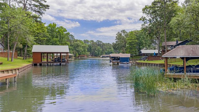 146 Trappers Trail, Mount Vernon, TX 75457