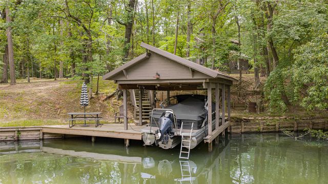 146 Trappers Trail, Mount Vernon, TX 75457