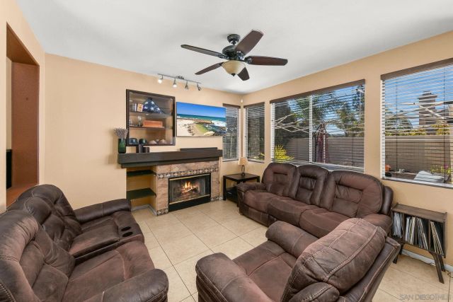 919 Caminito Estrella, Chula Vista, CA 91910