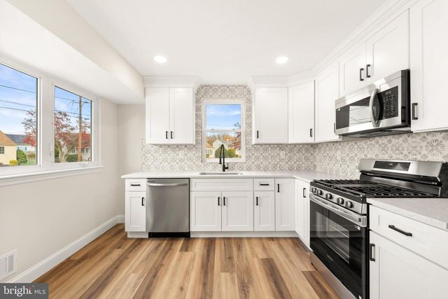 23 HASTINGS RD, Hamilton, NJ 08620