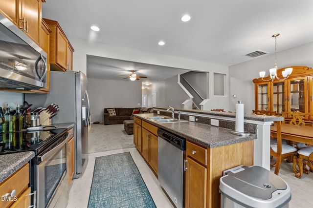 12 E Willow Trace Way, Clayton, NC 27527