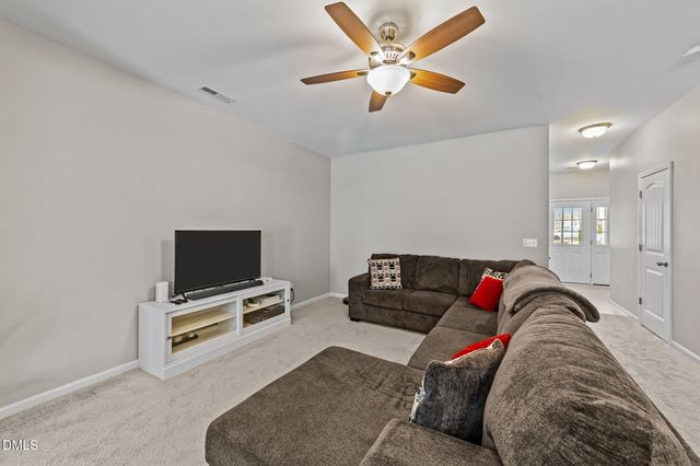 12 E Willow Trace Way, Clayton, NC 27527