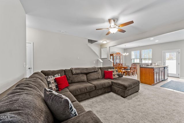 12 E Willow Trace Way, Clayton, NC 27527