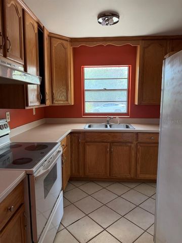 120 N FAIRFAX AVENUE, Winter Springs, FL 32708