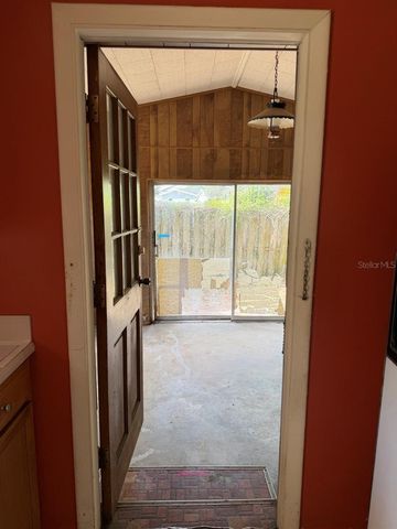 120 N FAIRFAX AVENUE, Winter Springs, FL 32708