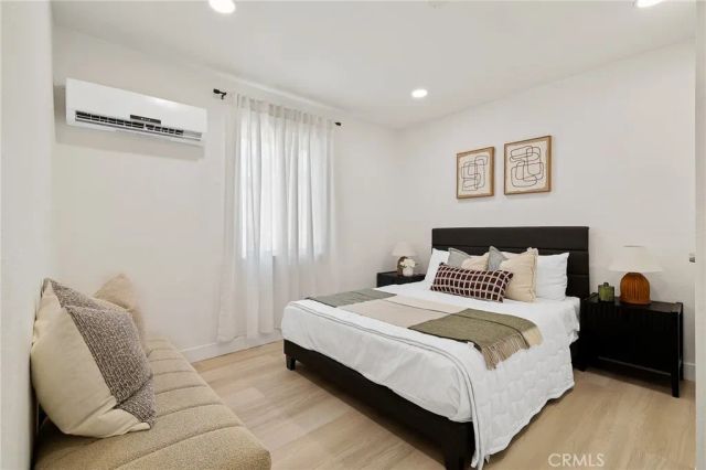 311 E Cummings Lane, Long Beach, CA 90805