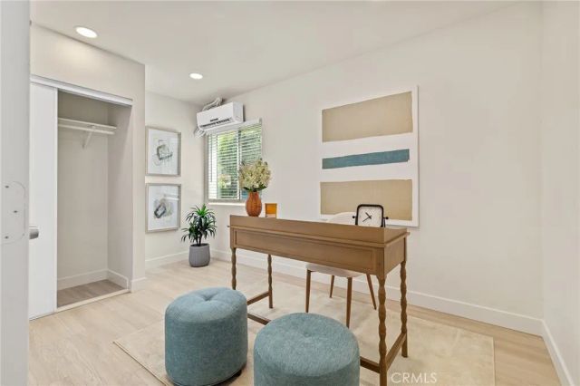 311 E Cummings Lane, Long Beach, CA 90805