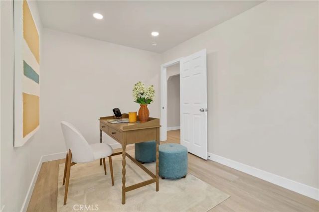 311 E Cummings Lane, Long Beach, CA 90805