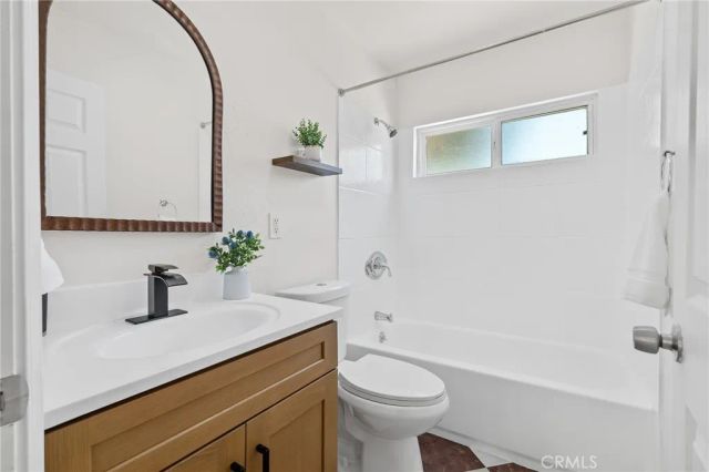 311 E Cummings Lane, Long Beach, CA 90805