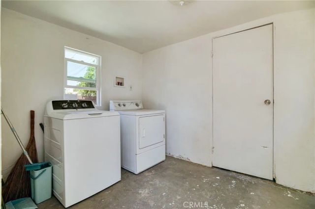 311 E Cummings Lane, Long Beach, CA 90805