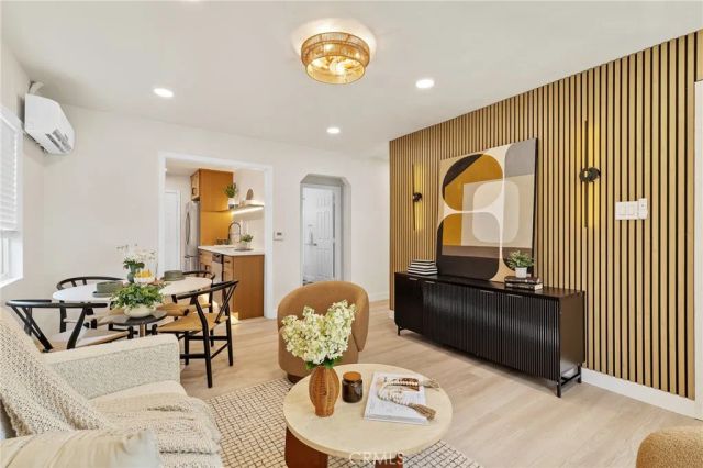 311 E Cummings Lane, Long Beach, CA 90805
