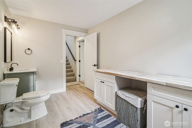 21620 84th Place W, Edmonds, WA 98026