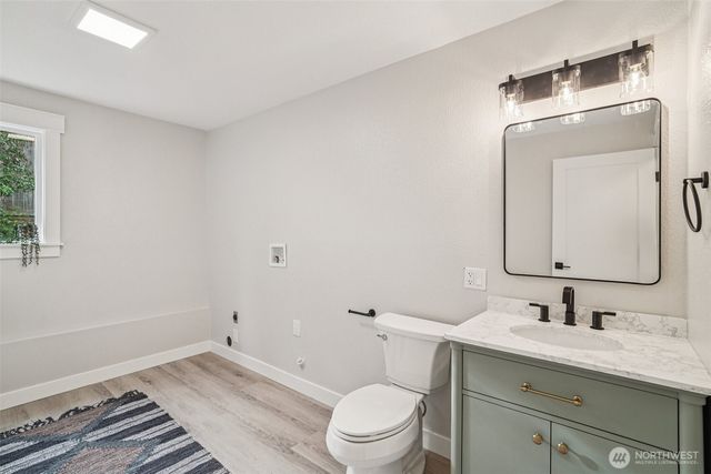 21620 84th Place W, Edmonds, WA 98026