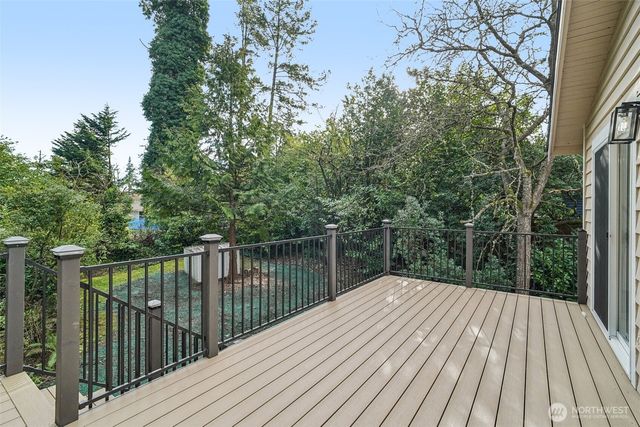 21620 84th Place W, Edmonds, WA 98026