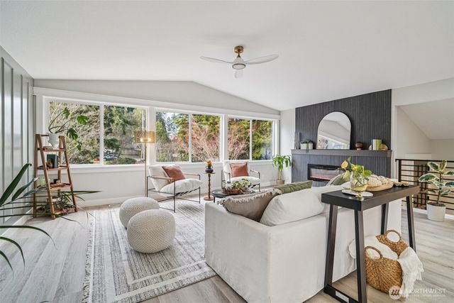 21620 84th Place W, Edmonds, WA 98026