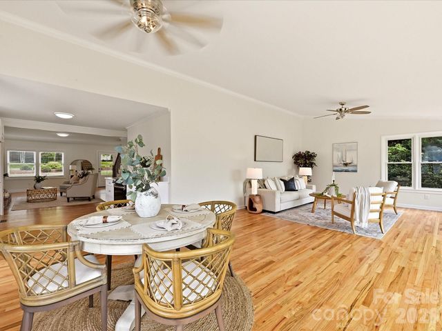 20845 Lagoona Drive, Cornelius, NC 28031