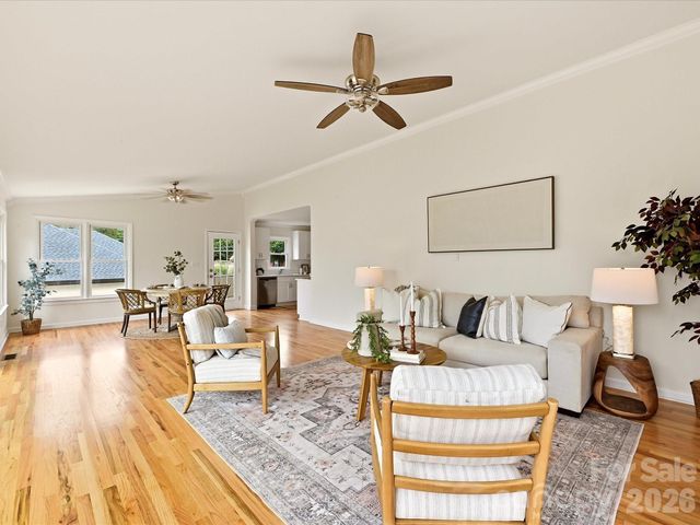 20845 Lagoona Drive, Cornelius, NC 28031