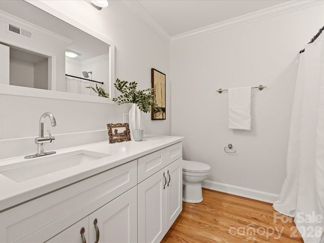 20845 Lagoona Drive, Cornelius, NC 28031