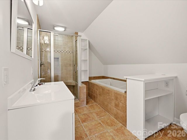 20845 Lagoona Drive, Cornelius, NC 28031