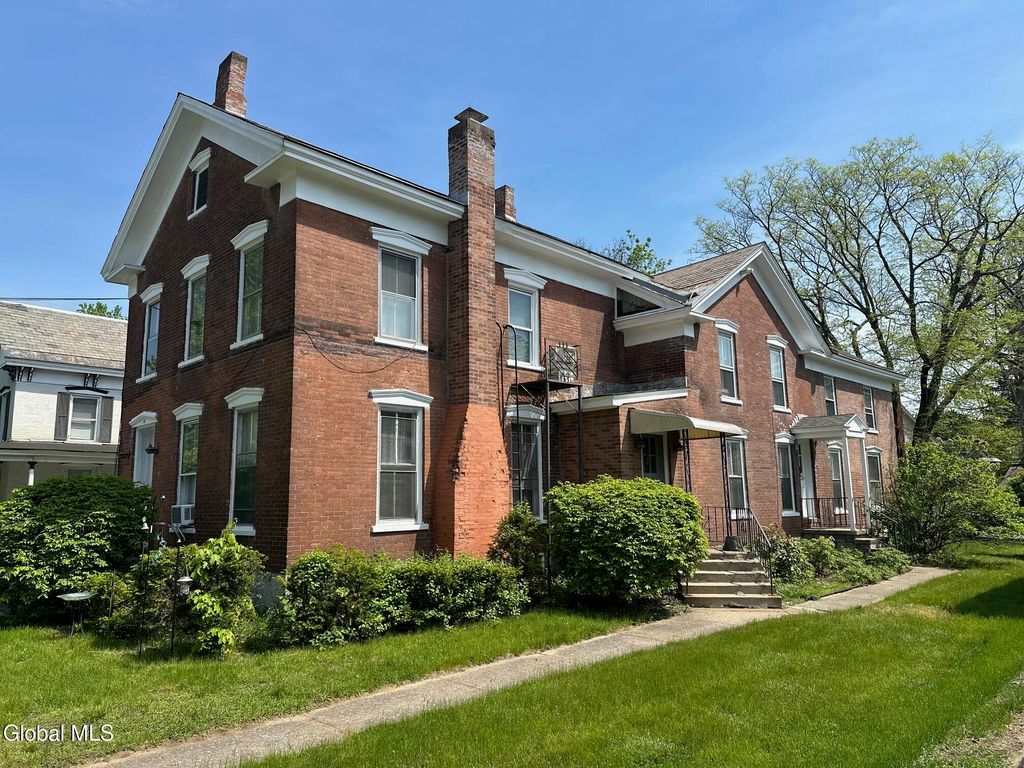 85 Bay Street, Glens Falls, NY 12801