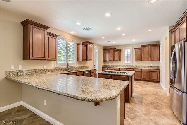 552 PUENTA DEL REY Street, Las Vegas, NV 89138