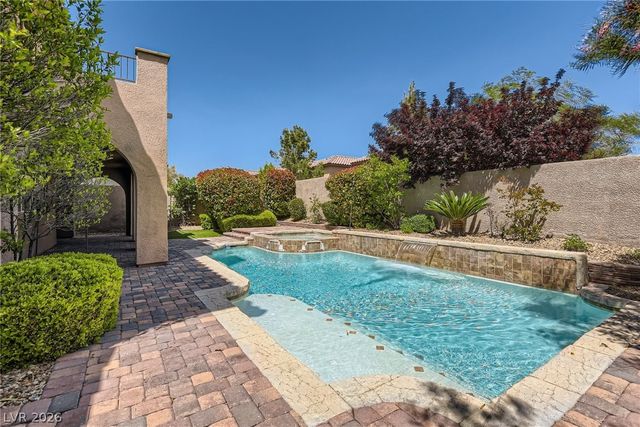 552 PUENTA DEL REY Street, Las Vegas, NV 89138