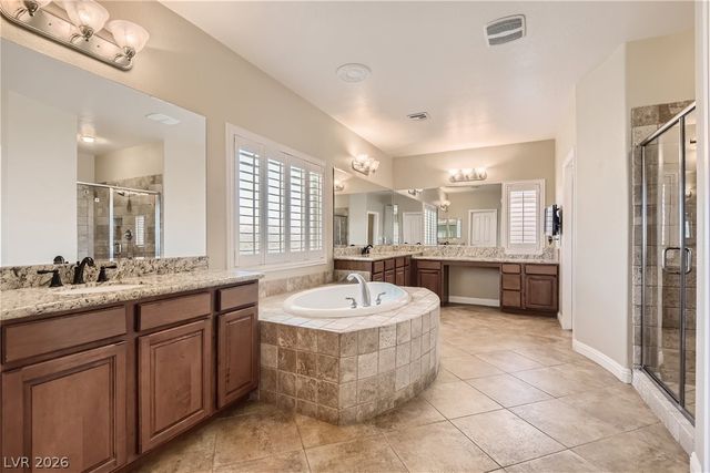 552 PUENTA DEL REY Street, Las Vegas, NV 89138