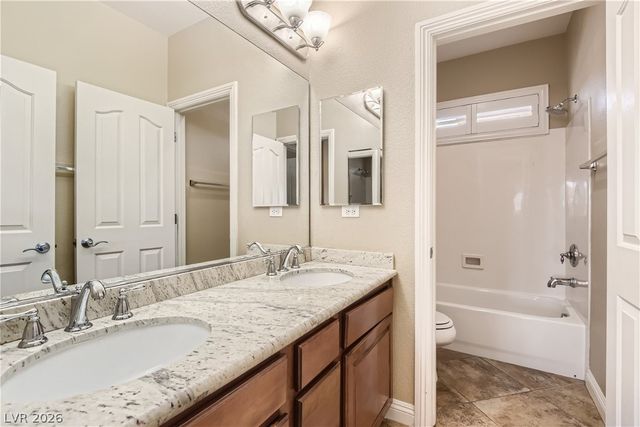 552 PUENTA DEL REY Street, Las Vegas, NV 89138