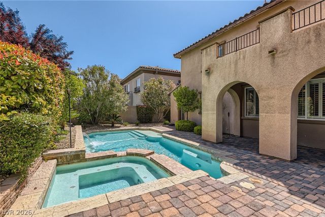 552 PUENTA DEL REY Street, Las Vegas, NV 89138