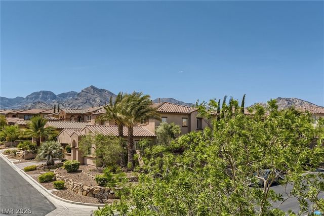 552 PUENTA DEL REY Street, Las Vegas, NV 89138