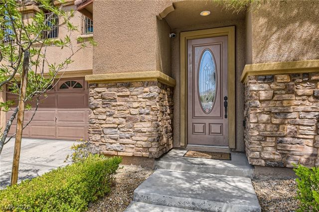 552 PUENTA DEL REY Street, Las Vegas, NV 89138