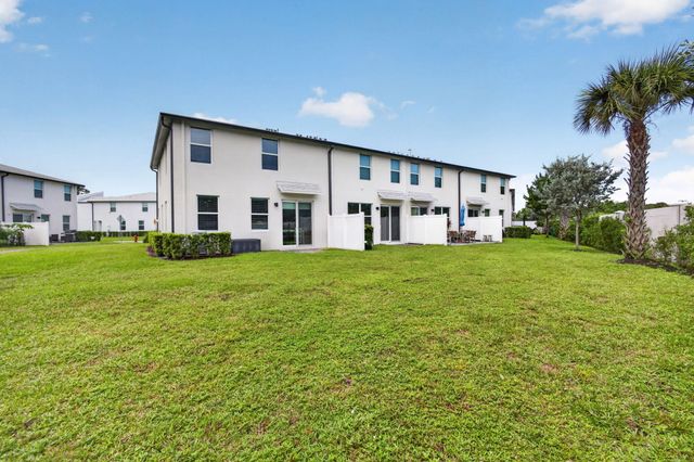 5600 Mentmore Drive, West Palm Beach, FL 33407