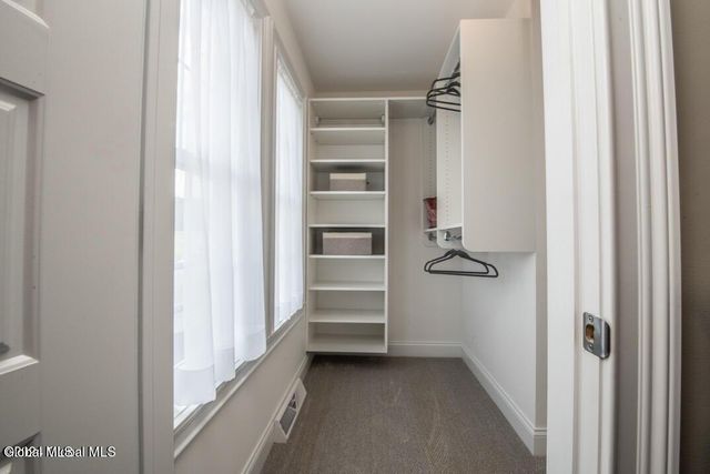 24 Hunter Court, Milton, NY 12020