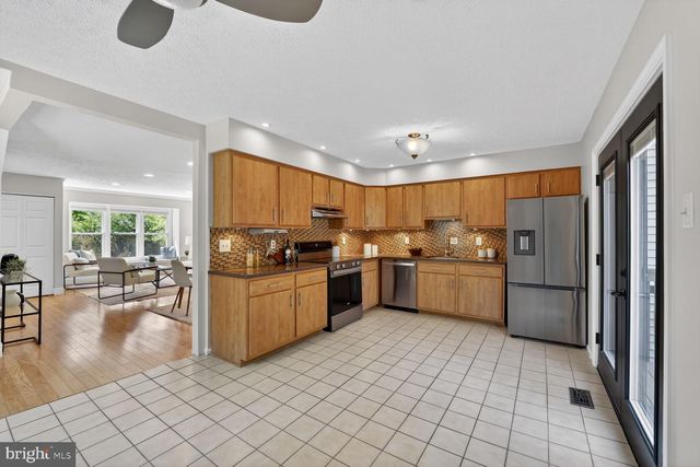7265 KOUSA LN, Springfield, VA 22152