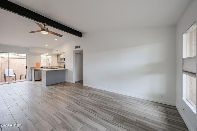 1320 E BETHANY HOME Road 62, Phoenix, AZ 85014