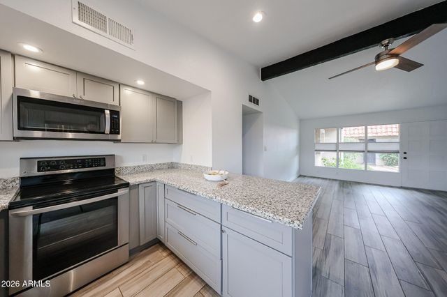1320 E BETHANY HOME Road 62, Phoenix, AZ 85014
