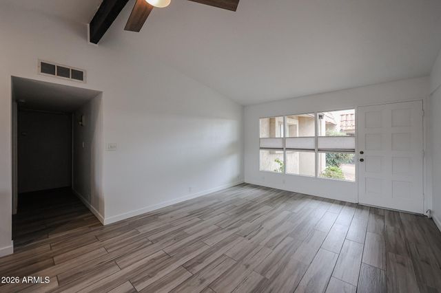 1320 E BETHANY HOME Road 62, Phoenix, AZ 85014